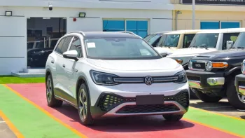 VOLKSWAGEN ID.6 FULL ELECTRIC RWD 2023 MODEL YEAR WHITE