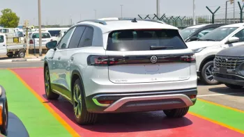 VOLKSWAGEN ID.6 FULL ELECTRIC RWD 2023 MODEL YEAR WHITE