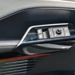 VOLKSWAGEN ID.6 FULL ELECTRIC RWD 2023 MODEL YEAR WHITE - Thumbnail 7