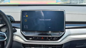 VOLKSWAGEN ID.6 FULL ELECTRIC RWD 2023 MODEL YEAR WHITE