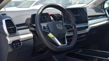 VOLKSWAGEN ID.6 FULL ELECTRIC RWD 2023 MODEL YEAR WHITE