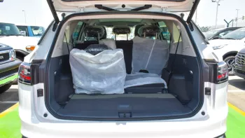 VOLKSWAGEN ID.6 FULL ELECTRIC RWD 2023 MODEL YEAR WHITE