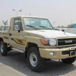 TOYOTA LAND CRUISER 4.0L PETROL SINGLE CAP 4WD 2023  BRONZE - Thumbnail 2