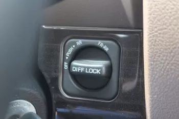 TOYOTA LAND CRUISER 4.0L PETROL SINGLE CAP 4WD 2023  BRONZE