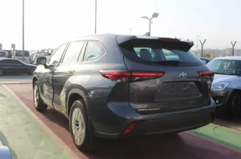 TOYOTA HIGHLANDER GLE 2.5L HYRID AWD 2023 MODEL YEAR GREY