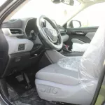 TOYOTA HIGHLANDER GLE 2.5L HYRID AWD 2023 MODEL YEAR GREY - Thumbnail 17