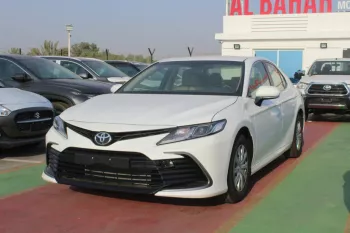 TOYOTA CAMRY LE BASIC 2.5L PETROL FWD 2023 MODEL YEAR WHITE COLOR