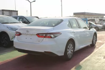 TOYOTA CAMRY LE BASIC 2.5L PETROL FWD 2023 MODEL YEAR WHITE COLOR