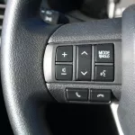 LHD - TOYOTA HILUX 2.4L DIESEL 4WD DOUBLE CAB COMFORT MANUAL 2023 SILVER - Thumbnail 11