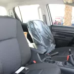 LHD - TOYOTA HILUX 2.4L DIESEL 4WD DOUBLE CAB COMFORT MANUAL 2023 SILVER - Thumbnail 19