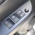 LHD - TOYOTA HILUX 2.4L DIESEL 4WD DOUBLE CAB COMFORT MANUAL 2023 GREY - Thumbnail 7