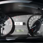 LHD - TOYOTA HILUX 2.4L DIESEL 4WD DOUBLE CAB COMFORT MANUAL 2023 GREY - Thumbnail 12