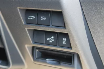 RHD - TOYOTA LAND CRUISER 300 3.3 L DIESEL V6 4WD SAHARA ZX AUTO