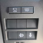 RHD - TOYOTA LAND CRUISER 300 3.3 L DIESEL V6 4WD SAHARA ZX AUTO - Thumbnail 9