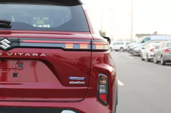 LHD - SUZUKI GRAND VITARA 1.5L HYBRID 4WD GLX AUTO RED COLOR
