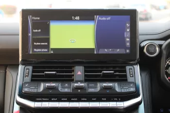 RHD - TOYOTA LANDCRUISER 300 3.3L DIESEL VXR AUTO
