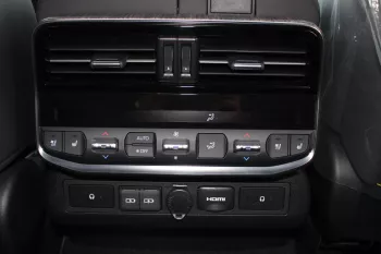 RHD - TOYOTA LANDCRUISER 300 3.3L DIESEL VXR AUTO