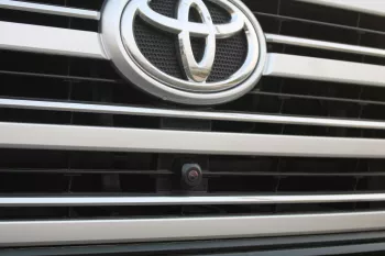 RHD - TOYOTA LANDCRUISER 300 3.3L DIESEL VXR AUTO