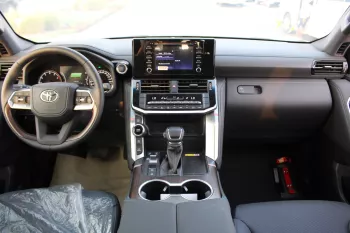 LHD - TOYOTA LANDCRUISER 300 4.0L V6 PETROL VX 2023 -  GRAY