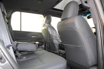 LHD - TOYOTA LANDCRUISER 300 4.0L V6 PETROL VX 2023 -  GRAY