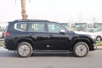 LHD - TOYOTA LANDCRUISER 300 3.3L V6 DIESEL VXR 2023 - BLACK