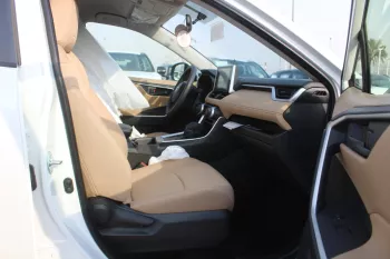 TOYOTA RAV4 2.0L PETROL FWD 2023 WHITE