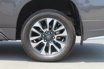 TOYOTA PRADO TX.L 4.0L PETROL SUV 4WD 2023 GREY INSIDE BEIGE