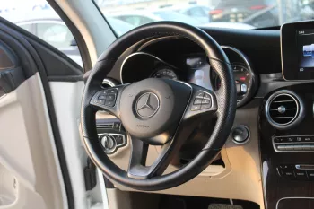 Mercedes-Benz GLC 300 2.0l turbo petrol  2019 used white