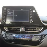 Toyota CHR 2.0L petrol fwd 2022 white colour - Thumbnail 10