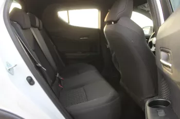 Toyota CHR 2.0L petrol fwd 2022 white colour