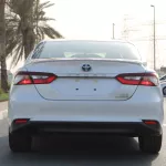 LHD - TOYOTA CAMRY 2.5L HYBRID GLE 2023 MODEL YEAR - WITH SUNROOF - Thumbnail 3