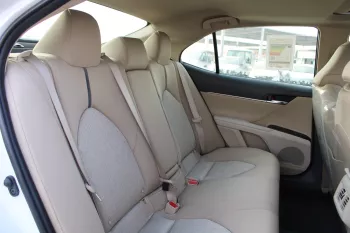 LHD - TOYOTA CAMRY 2.5L HYBRID GLE 2023 MODEL YEAR - WITH SUNROOF