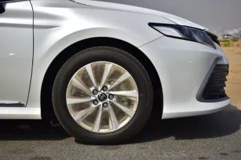 2023 MODEL TOYOTA CAMRY GLE-X 2.5L PETROL AUTOMATIC