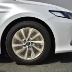 2023 MODEL TOYOTA CAMRY GLE-X 2.5L PETROL AUTOMATIC - Thumbnail 11