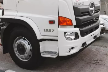 HINO TRUCK 500 1927 SERIES 19 TONS CAB & CHASSIS