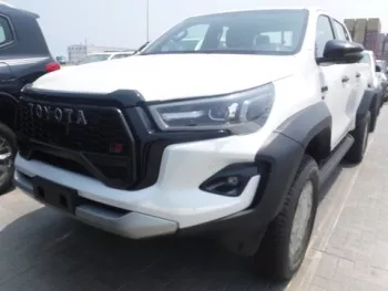 LHD - TOYOTA HILUX 4.0L PETROL DOUBLE CAB 4WD GR SPORT 2024 MODEL YEAR