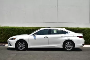 2023 LEXUS ES300h 2.5L AUTOMATIC