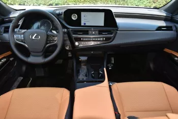 2023 LEXUS ES300h 2.5L AUTOMATIC