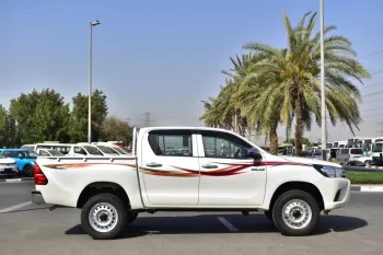 2023 TOYOTA HILUX DOUBLE CAB 2.4L DIESEL 4WD AUTOMATIC