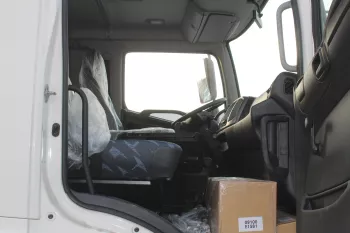HINO TRUCK 500 1625 SERIES 15 TONS CAB & CHASSIS DIESEL 2023