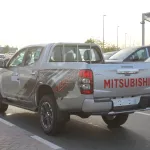 MITSUBISHI L200 DOUBLE CAB 2.4L DIESEL 4WD 4DOORS 2023 SILVER - Thumbnail 4