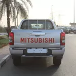 MITSUBISHI L200 DOUBLE CAB 2.4L DIESEL 4WD 4DOORS 2023 SILVER - Thumbnail 5