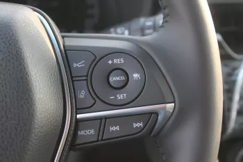 Toyota Venza 2.5L Petrol v4 AWD 2023 GOLD COLOR