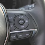 Toyota Venza 2.5L Petrol v4 AWD 2023 GOLD COLOR - Thumbnail 10