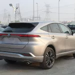 Toyota Venza 2.5L Petrol v4 AWD 2023 GOLD COLOR - Thumbnail 5