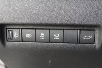 Toyota Venza 2.5L Petrol v4 AWD 2023 GOLD COLOR