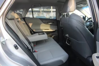 Toyota Venza 2.5L Petrol v4 AWD 2023 GOLD COLOR