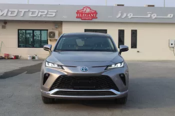 Toyota Venza 2.5L Petrol v4 AWD 2023 GOLD COLOR