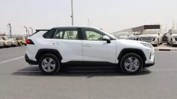 TOYOTA RAV4 2.5Ltr ,4X2 Basic Option 2023YM