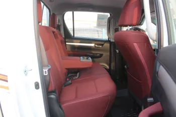 Toyota Hilux 2.7L Petrol 4wd 2023 white